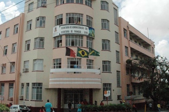 Prefeitura de Campina Grande contesta decisão judicial que estabelece pagamento de salários da Saúde