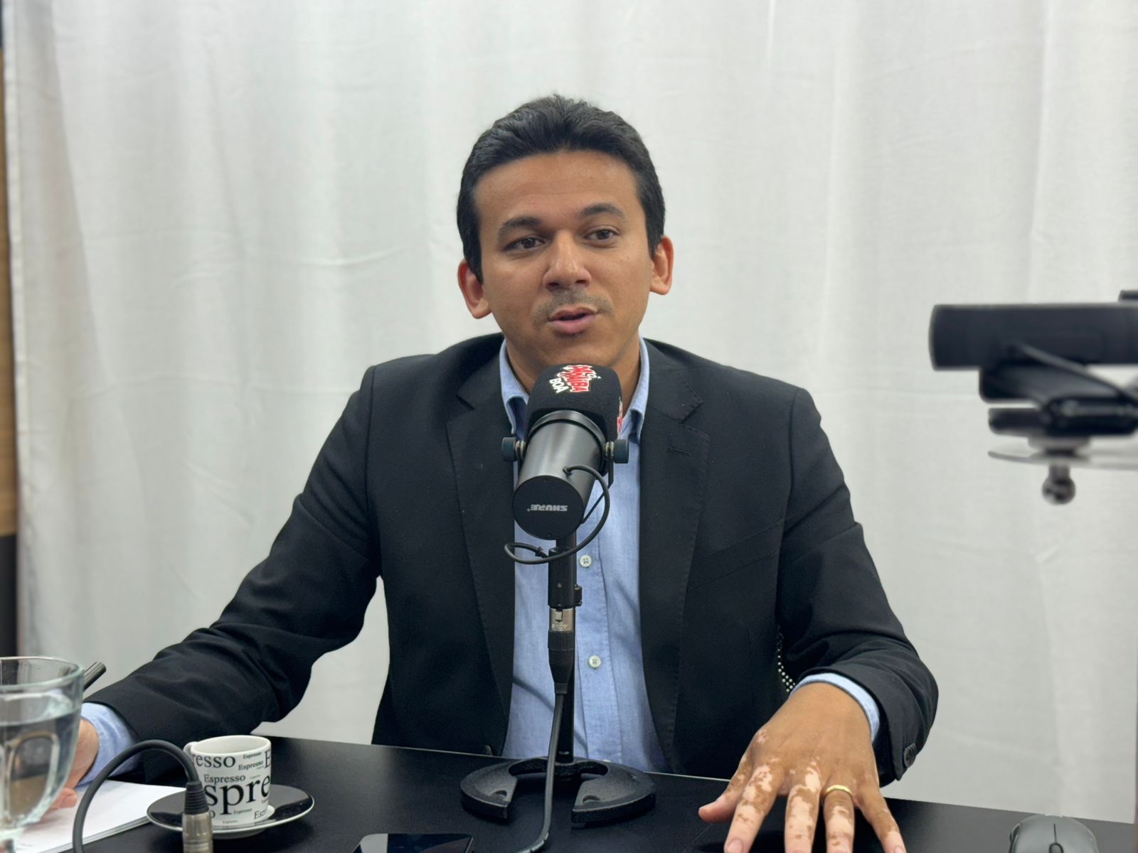 Um amigo me ligou para informar que Jackson, rima com Reginaldo. Eu não entendi foi nada