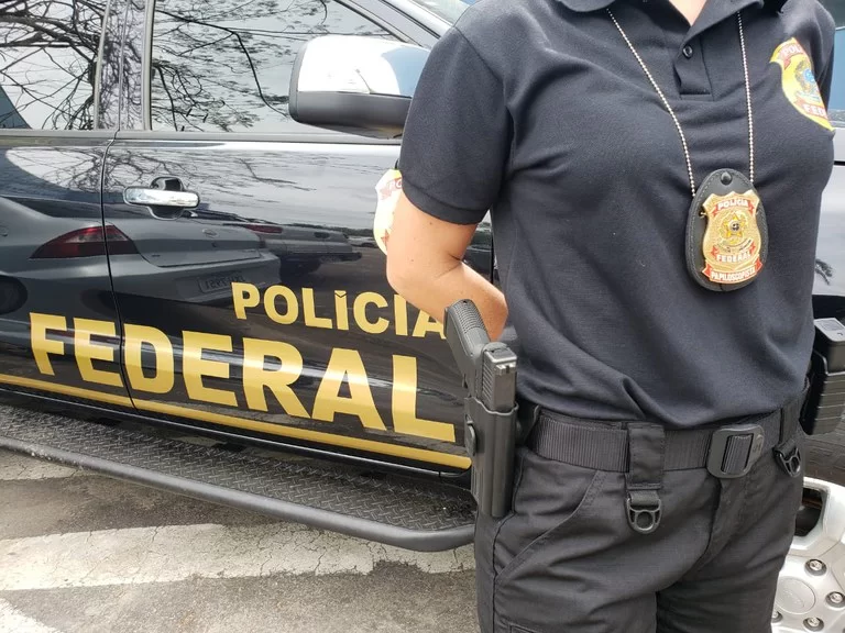 PF prende suspeito de fraudes em concursos da UFPB, bancos e polícias em Patos