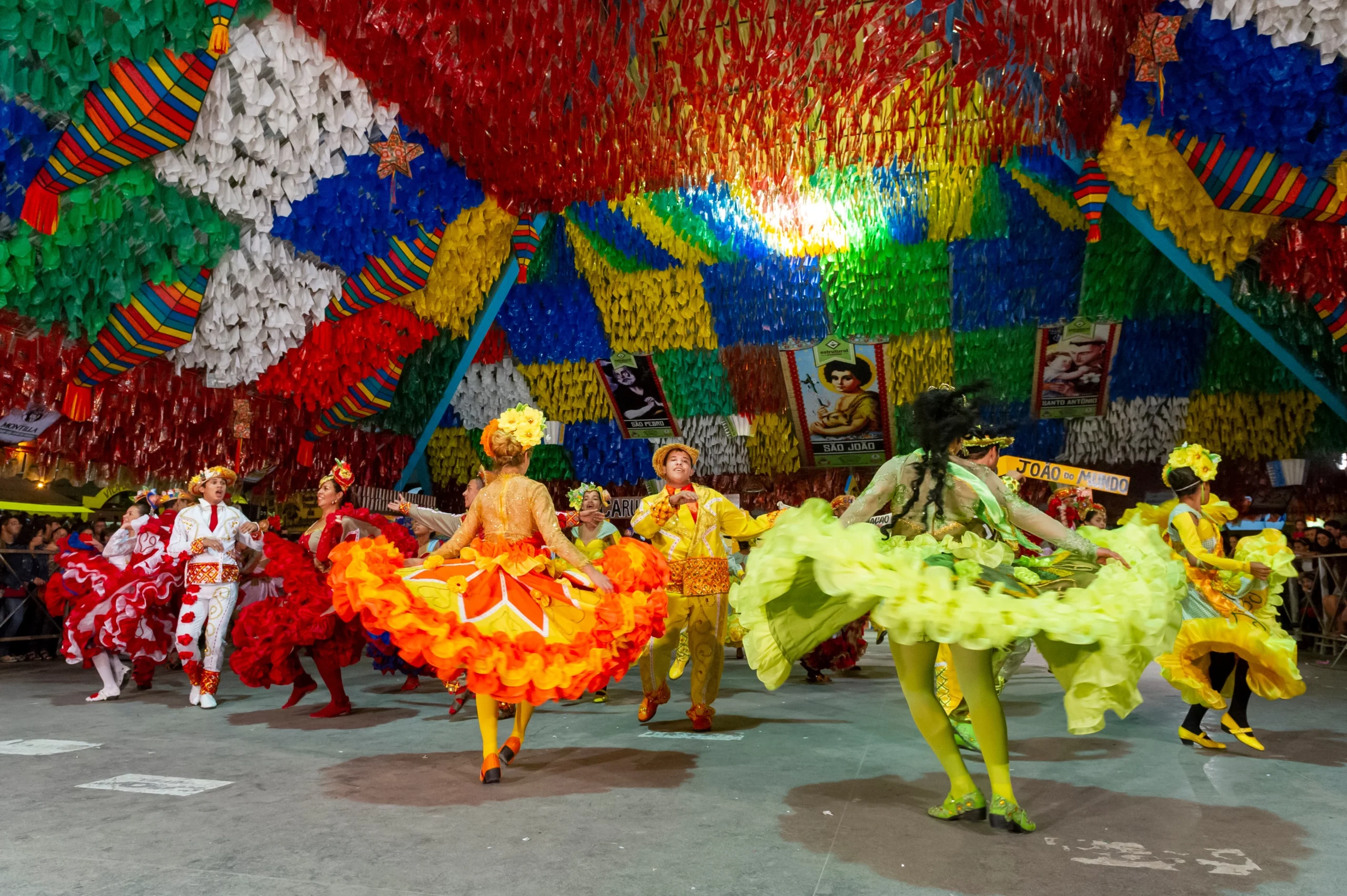 Mantenha o corpo em movimento: a importância do exercício físico durante os festejos juninos – por Priscilla Cartaxo