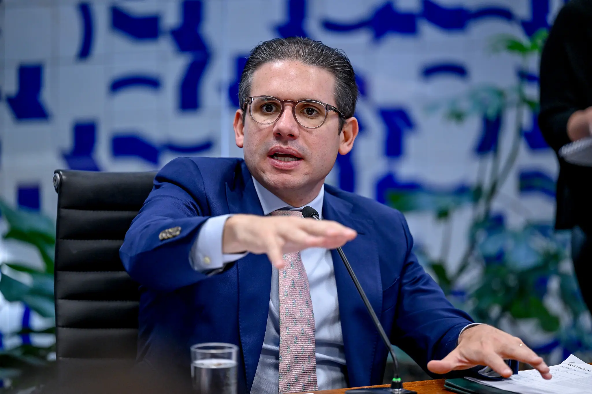 Deu no UOL: ‘Consciência de Hugo Motta começa a doer após ter sido tostada’