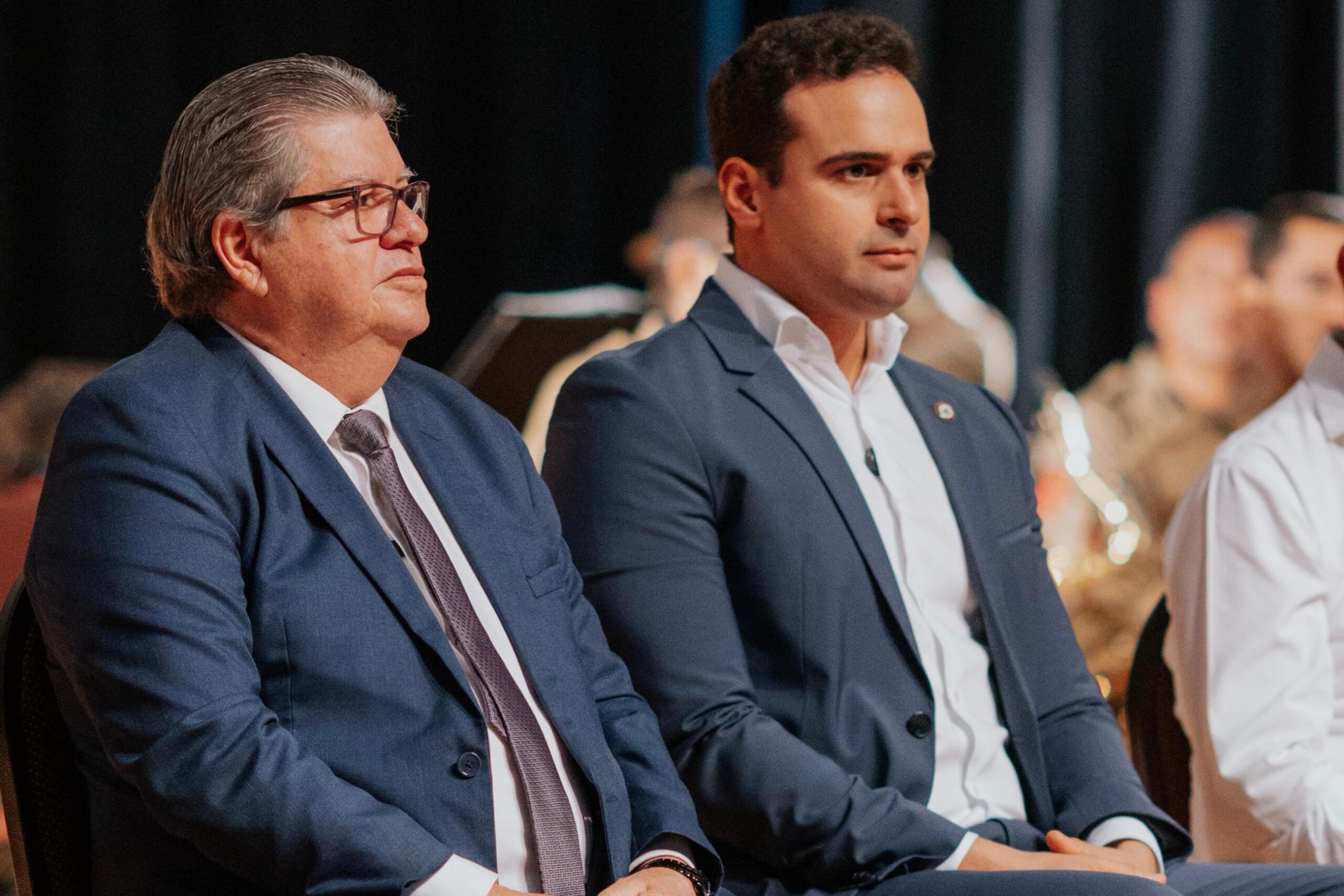 João Azevêdo sinaliza saída do governo e endossa Lucas Ribeiro como sucessor na Paraíba em 2026