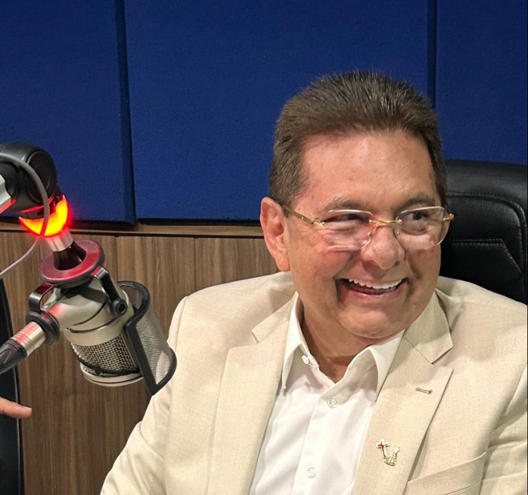Adriano Galdino rechaça papel de vice e mantém projeto para 2026: “Sou pré-candidato”