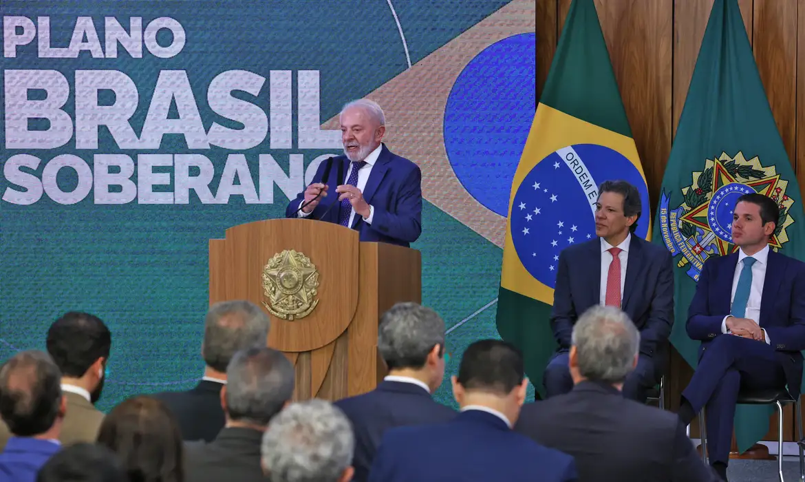 Lula anuncia novo crédito imobiliário e inclui classe média em programas habitacionais
