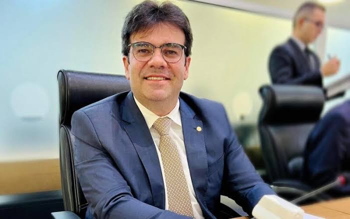 Eduardo Carneiro acusa Cícero Lucena de “quebra de compromisso” e diz que Solidariedade foi deixado fora da gestão: “Vencemos juntos e governamos juntos”
