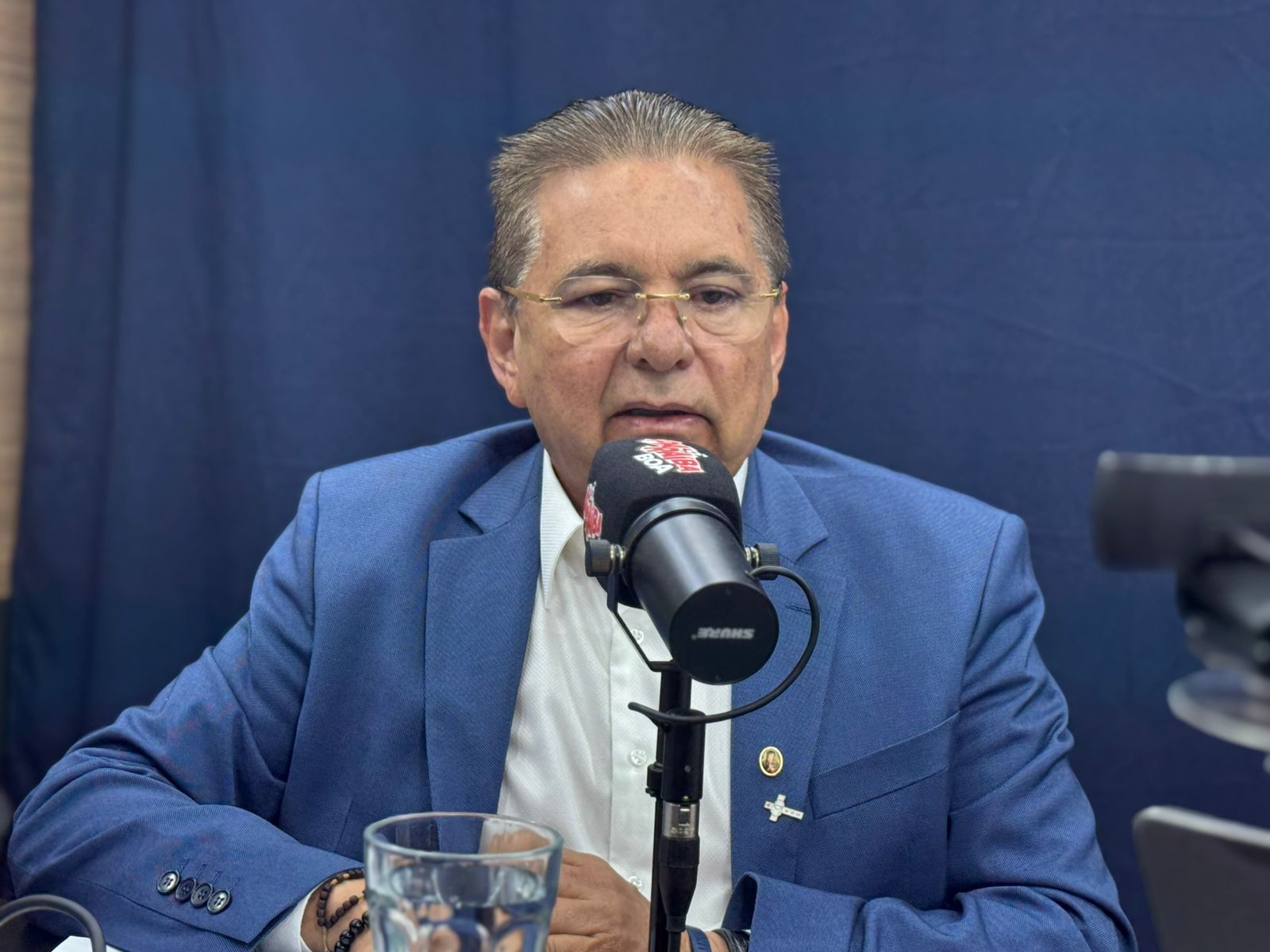 Ô Paraíba Boa: Adriano Galdino diz estar decepcionado com aliados e admite abandonar política para disputar vaga no TCE-PB