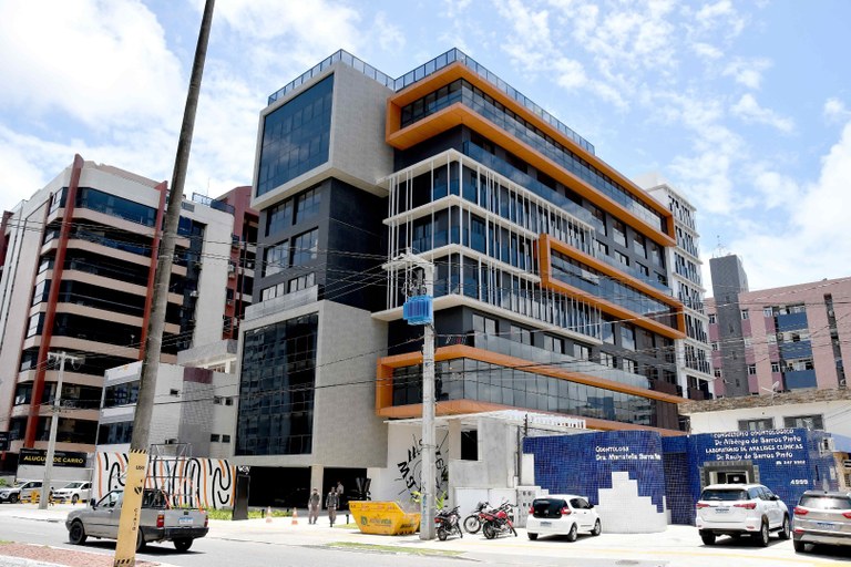 Prefeitura de João Pessoa defende liberação parcial de prédio embargado por excesso de altura