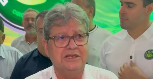 João Azevêdo diz que não trata mais do assunto Cícero Lucena e evita especular se prefeito já é oposição: “Isso é uma decisão dele”
