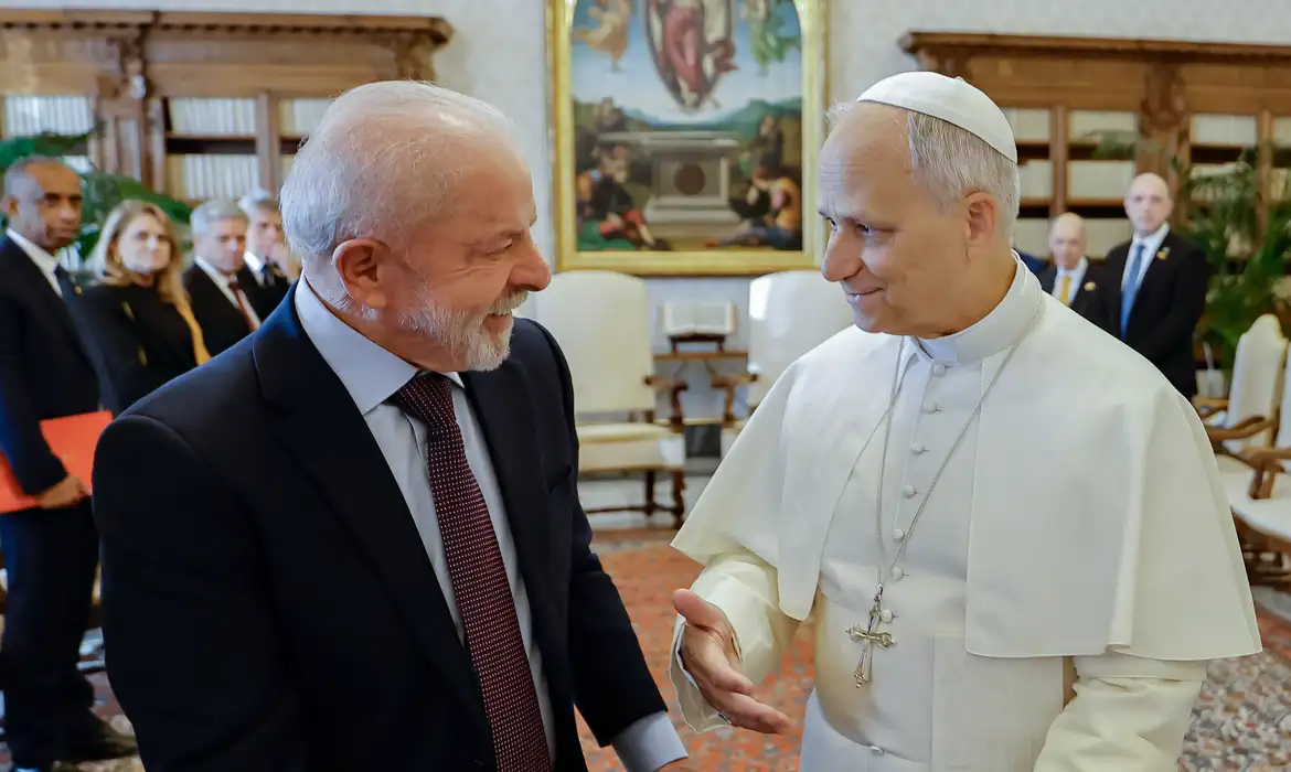 Em audiência no Vaticano, presidente Lula se reúne com o papa Leão XIV pela primeira vez