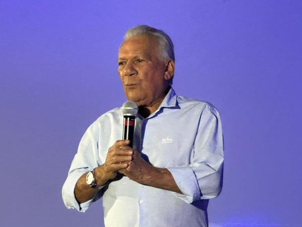 DISSIDÊNCIA NO PROGRESSISTAS: Zé Aldemir ignora pré-candidatura de João Azevêdo e declara apoio a Veneziano e Nabor ao Senado em 2026