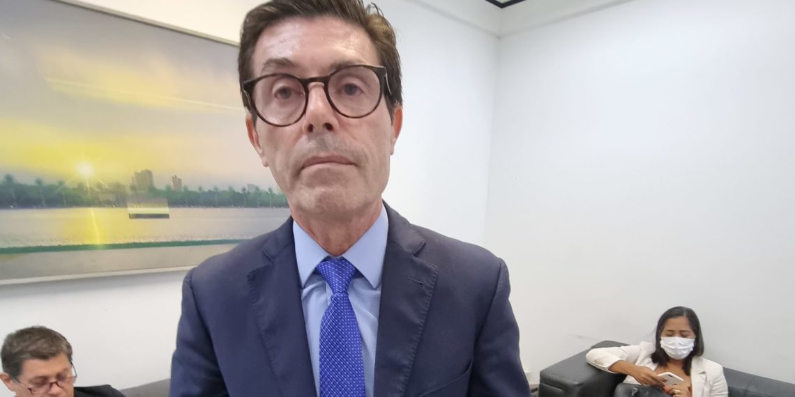 João Azevêdo nomeia presidente estadual do PDT para secretaria executiva de Administração