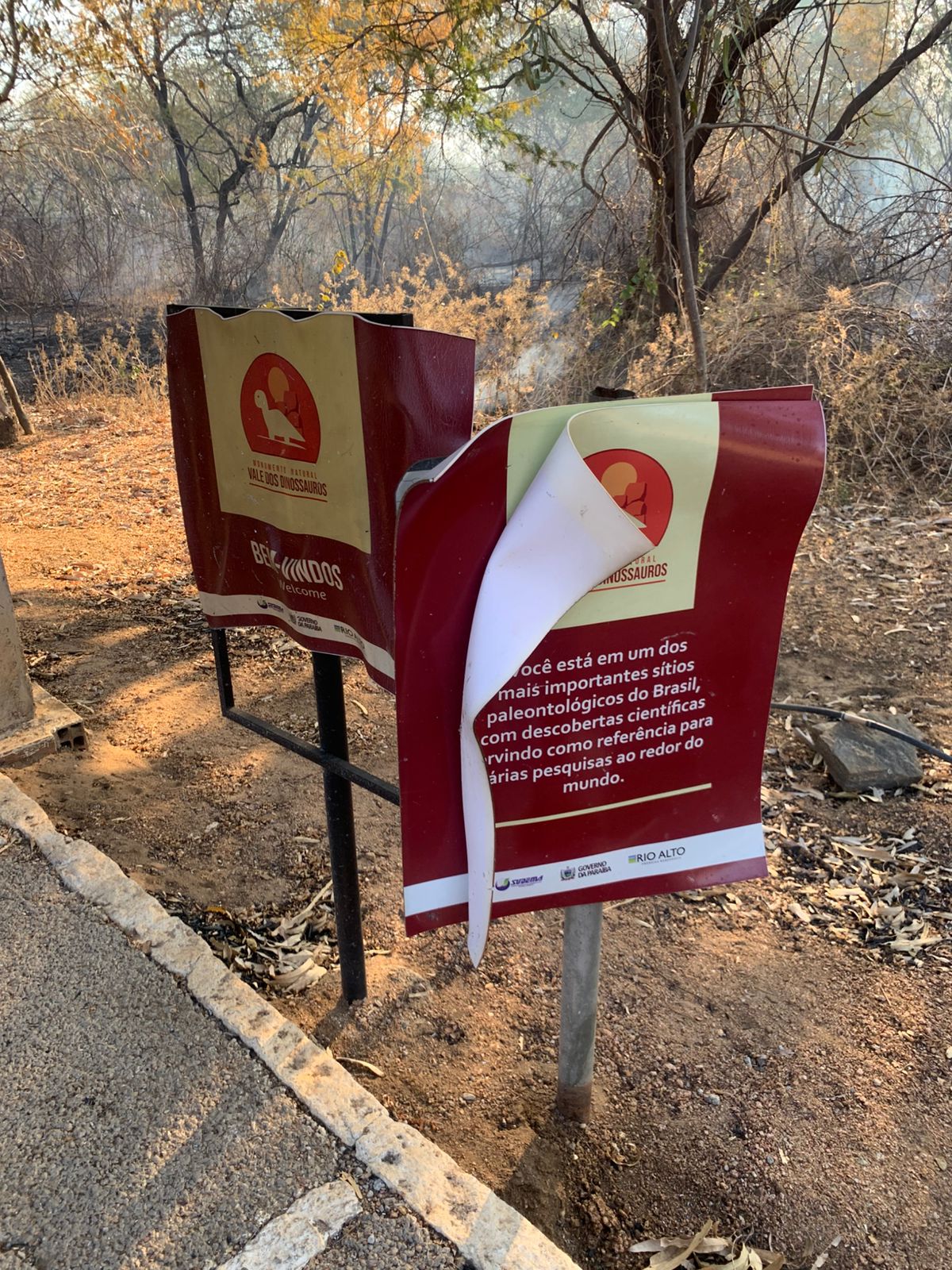 Sudema suspende atividades no Vale dos Dinossauros após incêndio em Sousa