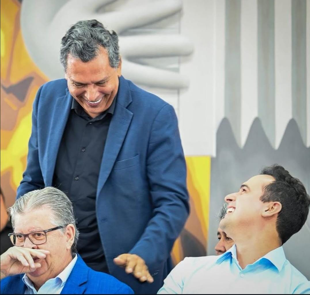Ricardo Barbosa endossa Lucas Ribeiro para governo e defende João Azevêdo no Senado: “Tem chances reais e fará a diferença”