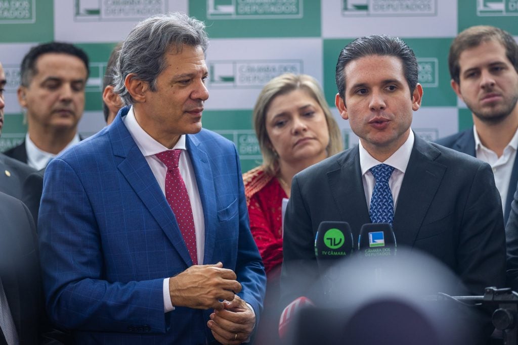 O incômodo de Hugo Motta com o possível corte em emendas parlamentares