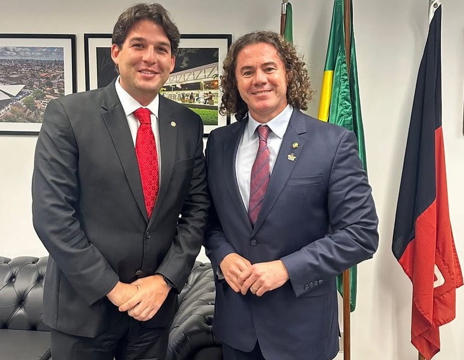 Veneziano Vital do Rêgo defende filiação de Cícero Lucena ao MDB e minimiza resistência de Milanez Neto