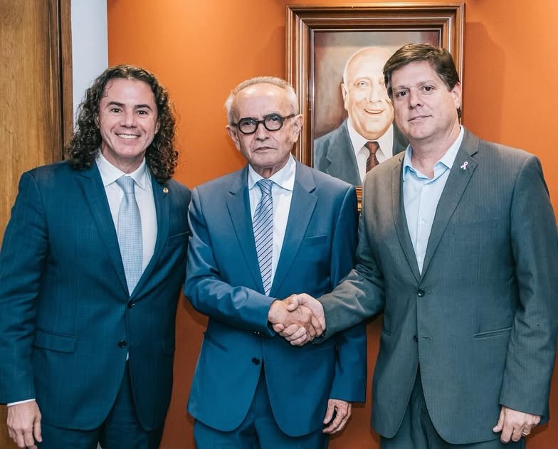 “Em breve”, diz Baleia Rossi sobre filiação de Cícero Lucena ao MBD para concorrer ao Governo da Paraíba em 2026