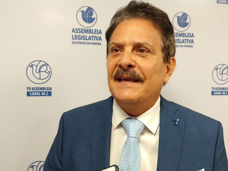 Tião Gomes reage a bastidores: “Fui crucificado na primeira vez” e reforça apoio a Deusdete Queiroga para vaga no TCE-PB