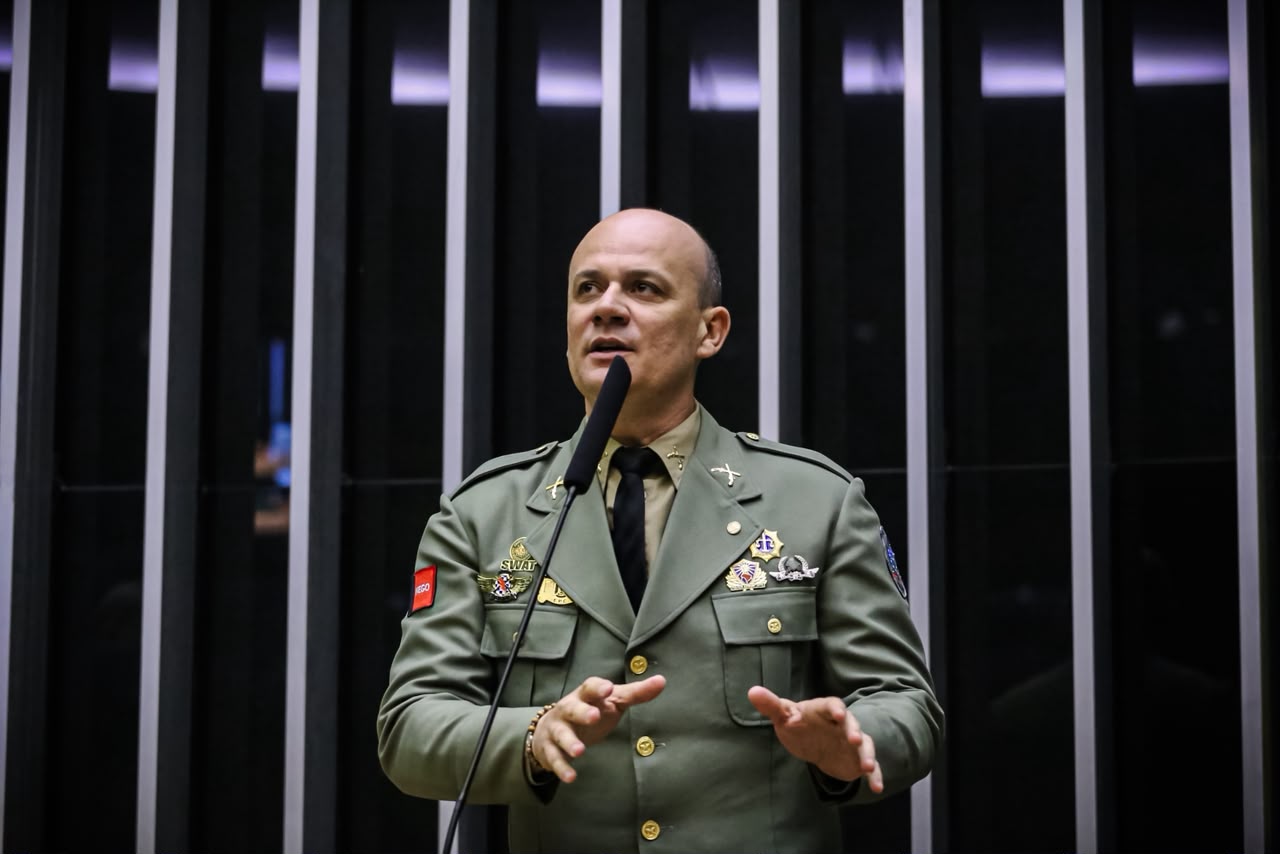 Cabo Gilberto lança oficialmente candidatura à reeleição com presença de Alfredo Gaspar, vice de Flávio Bolsonaro