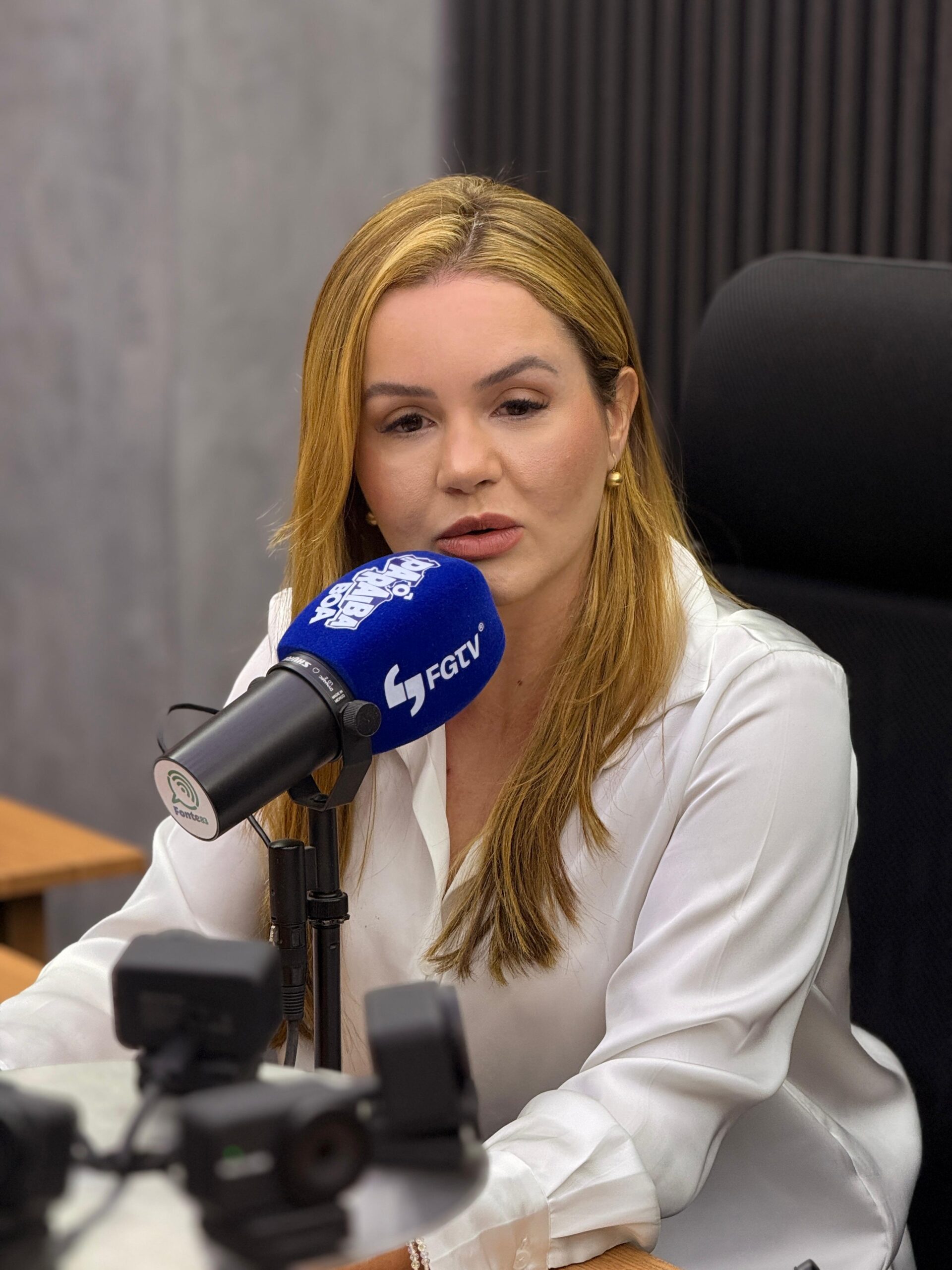 Nayana Pontes relembra assassinato do pai e conta como entrou na política durante entrevista no Ô Paraíba Boa: “Bolsonaro foi inspiração”