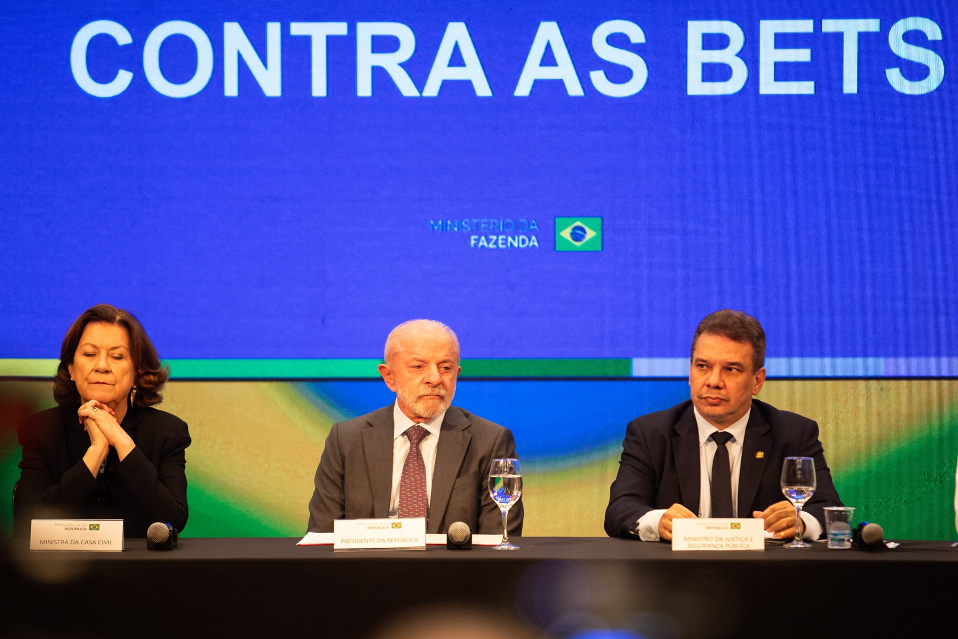 Após cancelar bets, Lula participa de encontro com clubes e discute pacote de até R$ 20 bilhões
