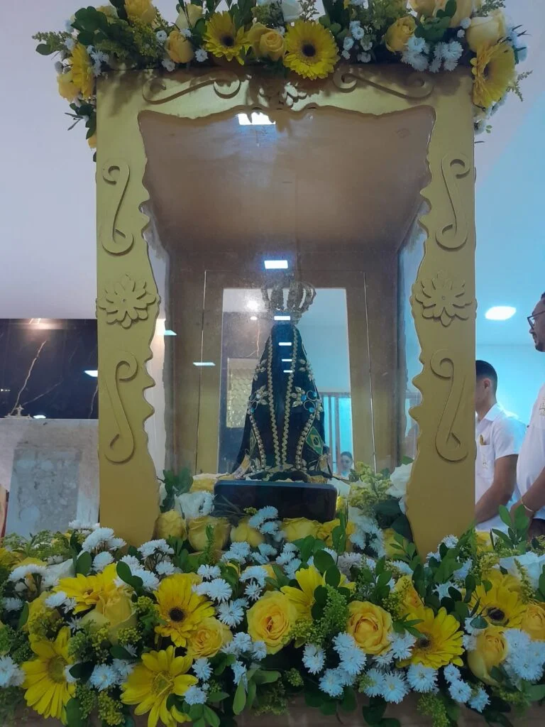 Nossa Senhora Aparecida: Arquidiocese da Paraíba terá missas nas 103 paróquias; padre faz alerta sobre uso político da fé