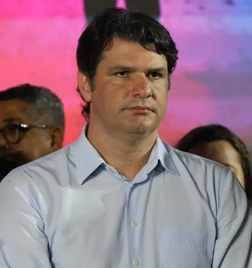 Leo Bezerra destaca legado de Marcos Souto Maior e presta condolências à família do desembargador