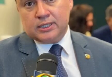Efraim não desmente a reunião com Aguinaldo, apenas afasta a tese de que o encontro tratou de política